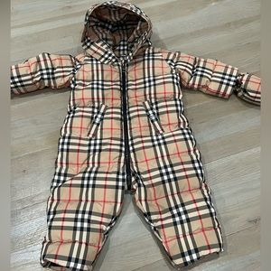 Burberry snowsuit, size 12m